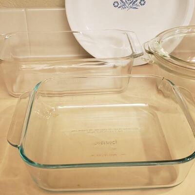 Lot 340: Pyrex and Corning Dish Lot