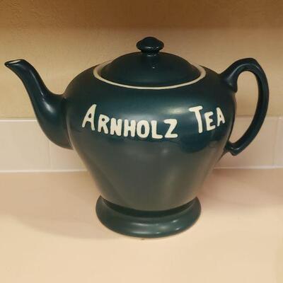 Lot 342: Very Large Vintage Shenango China Arnholz Teapot