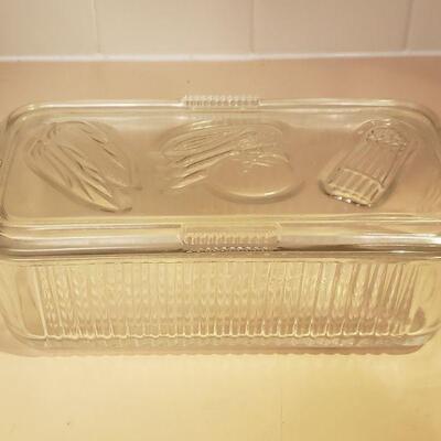 Lot 344: Vintage Federal Glass Refrigerator Dish