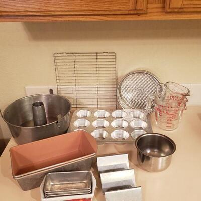 Lot 348: Baking lot