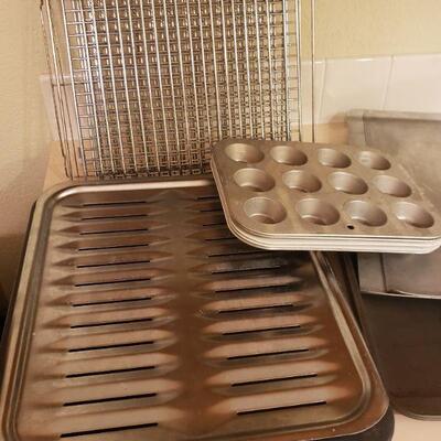 Lot 349: Baking/Cooking lot