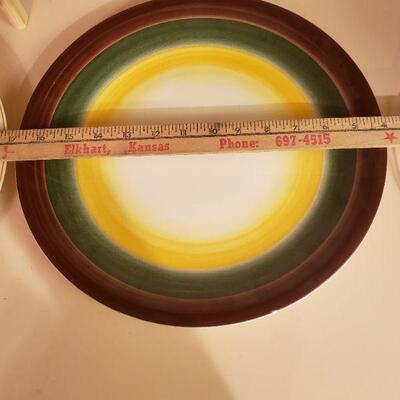 Lot 354: (2) Vintage Platters