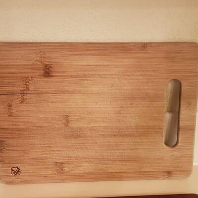 Lot 362: Cutting Boards