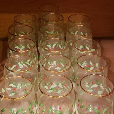 Lot 363: Vintage Christmas Holly Wine Glasses