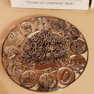 Lot 366: Vintage 12 Days of Christmas Trivet