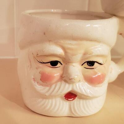 Lot 368: Vintage White Santa Mugs 