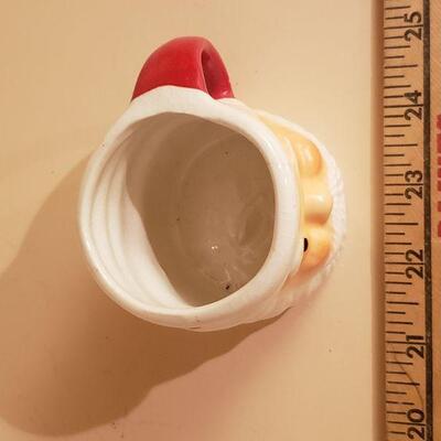 Lot 370: Vintage Small Santa Mug