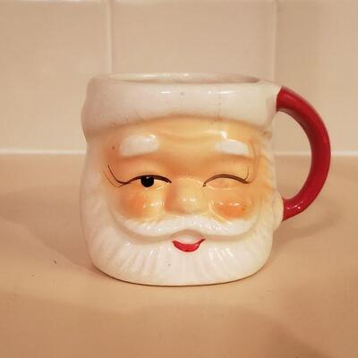 Lot 370: Vintage Small Santa Mug