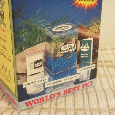 Lot #375: Vintage 1980s GROW A FROG Toy New Unused