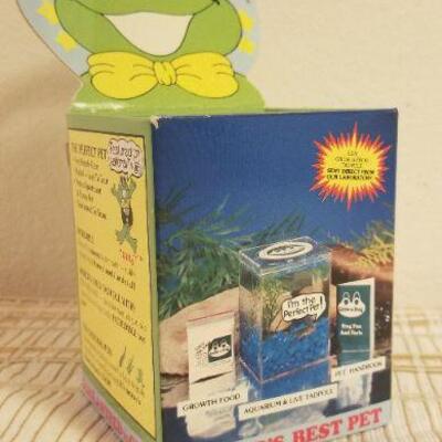 Lot #375: Vintage 1980s GROW A FROG Toy New Unused