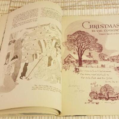 Lot #381: Vintage 1940's and 50's CHRISTMAS Annuals 