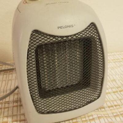 Lot #392: Vintage Small Ceramic Heater