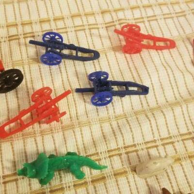 Lot #394: Large Bundle of Assorted Children's Animal and Action Figures