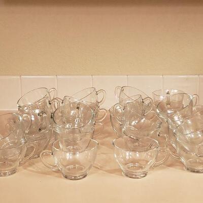 Lot 396: 30 Punch Cups