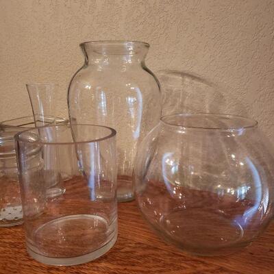 Lot 399: Glass Vase lot
