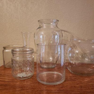 Lot 399: Glass Vase lot