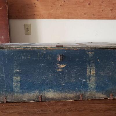 Lot 402: Vintage Blue Blanket Chest