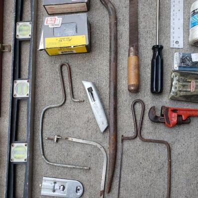 Lot 416: Mixed Tool & Hardware lot