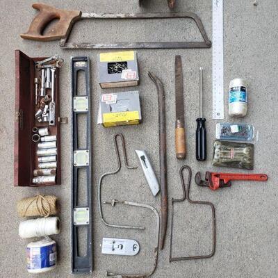 Lot 416: Mixed Tool & Hardware lot