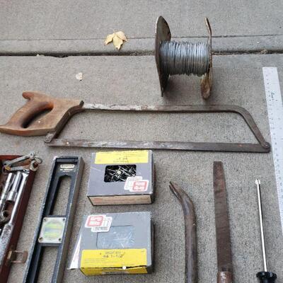 Lot 416: Mixed Tool & Hardware lot