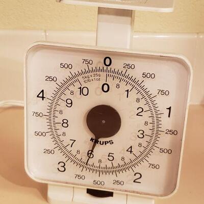 Lot 424: Krups Slicer and Scale