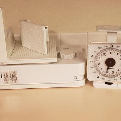 Lot 424: Krups Slicer and Scale