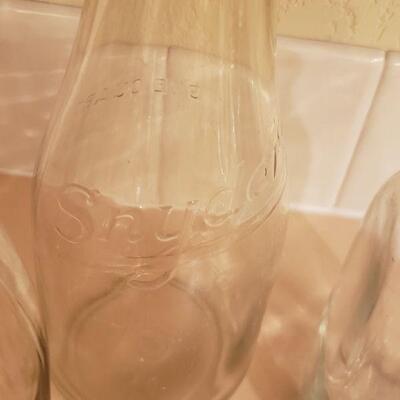 Lot 428: Vintage Milk Bottles 