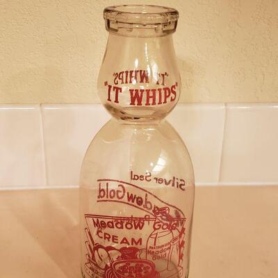 Lot 429: Vintage "It Whips" Milk Bottle 