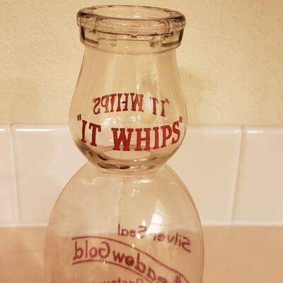 Lot 429: Vintage "It Whips" Milk Bottle 