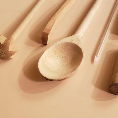 Lot 439: Wood Kitchen Implements