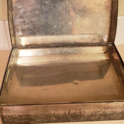 Lot 443: Vintage Metal Box with Both Trays