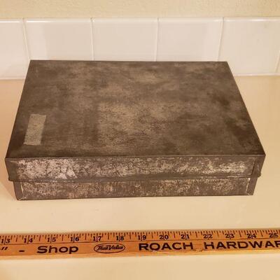 Lot 443: Vintage Metal Box with Both Trays