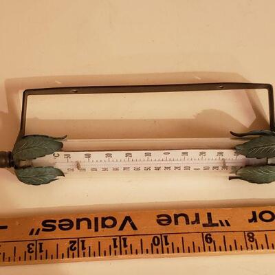 Lot 447: Vintage Thermometer