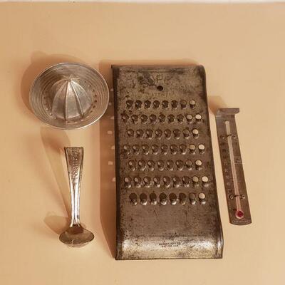 Lot 452: Vintage Kitchen Implements 