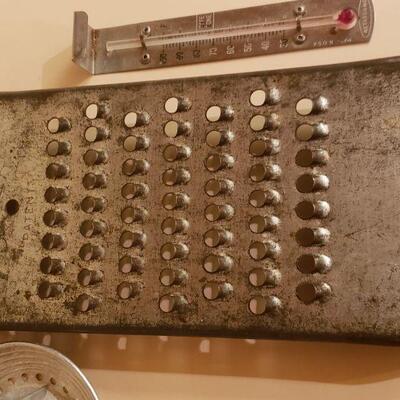 Lot 452: Vintage Kitchen Implements 