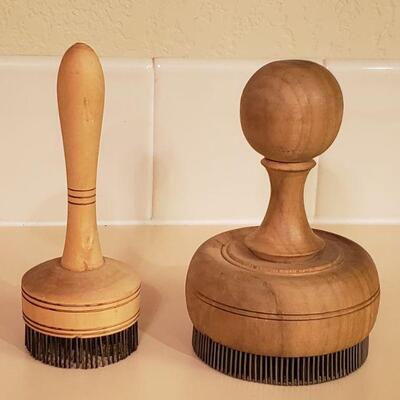 LOT 453: Antique/Vintage Kitchen Implements 