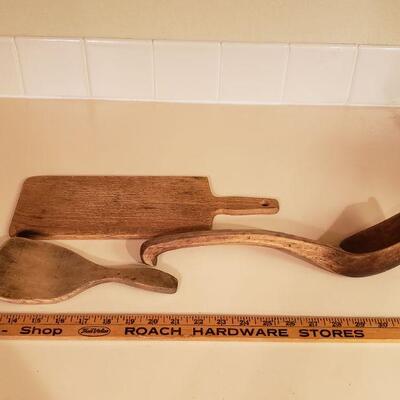 Lot 455: Antique Kitchen Implements 