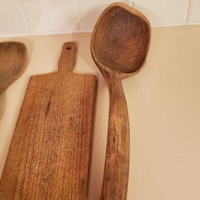 Lot 455: Antique Kitchen Implements 