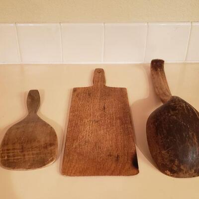 Lot 455: Antique Kitchen Implements 