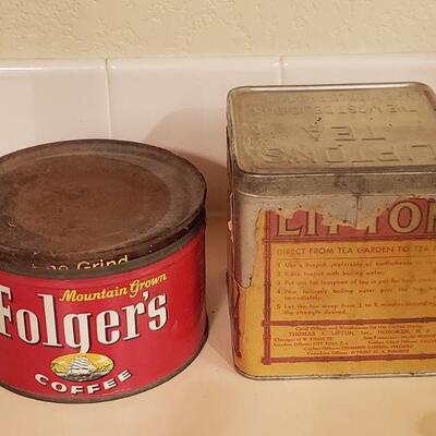 Lot 465: Vintage Folgers & Lipton Tins