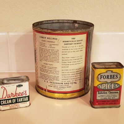 Lot 474: Vintage Tin Lot (Honey, Durkee's, Forbes)