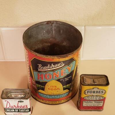 Lot 474: Vintage Tin Lot (Honey, Durkee's, Forbes)
