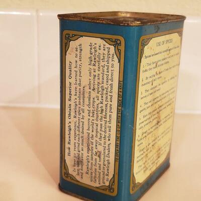 Lot 476: Antique/Vintage Large Ginger Tin