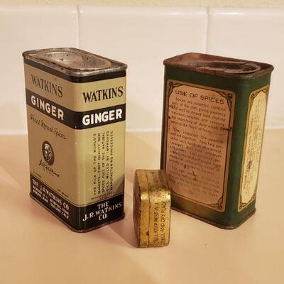 Lot 477: Antique/Vintage Ginger, Allspice, Steero