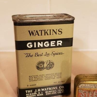 Lot 477: Antique/Vintage Ginger, Allspice, Steero