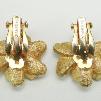 Vintage Kramer White Enamel Flower Earrings