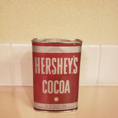 Lot 479: Vintage Hershey's Cocoa Tin (Paper Label)