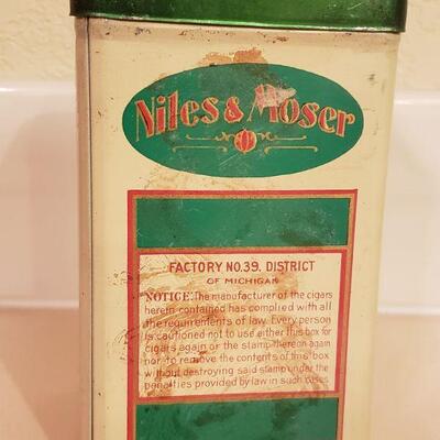 Lot 481: Antique Tobacco Niles & Moser Tobacco Tin