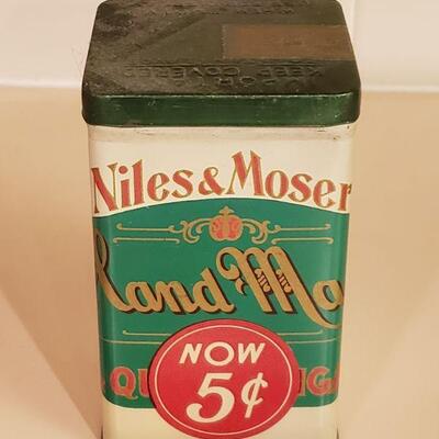 Lot 481: Antique Tobacco Niles & Moser Tobacco Tin