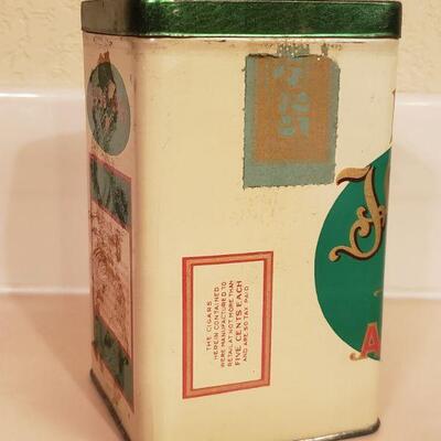 Lot 481: Antique Tobacco Niles & Moser Tobacco Tin